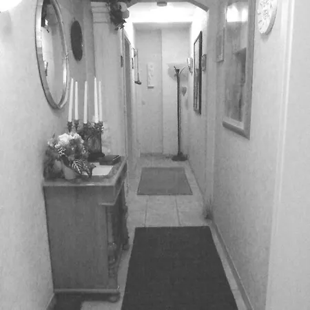Koehler Apartment *